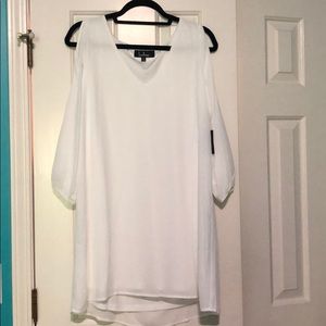 White long-sleeve dress